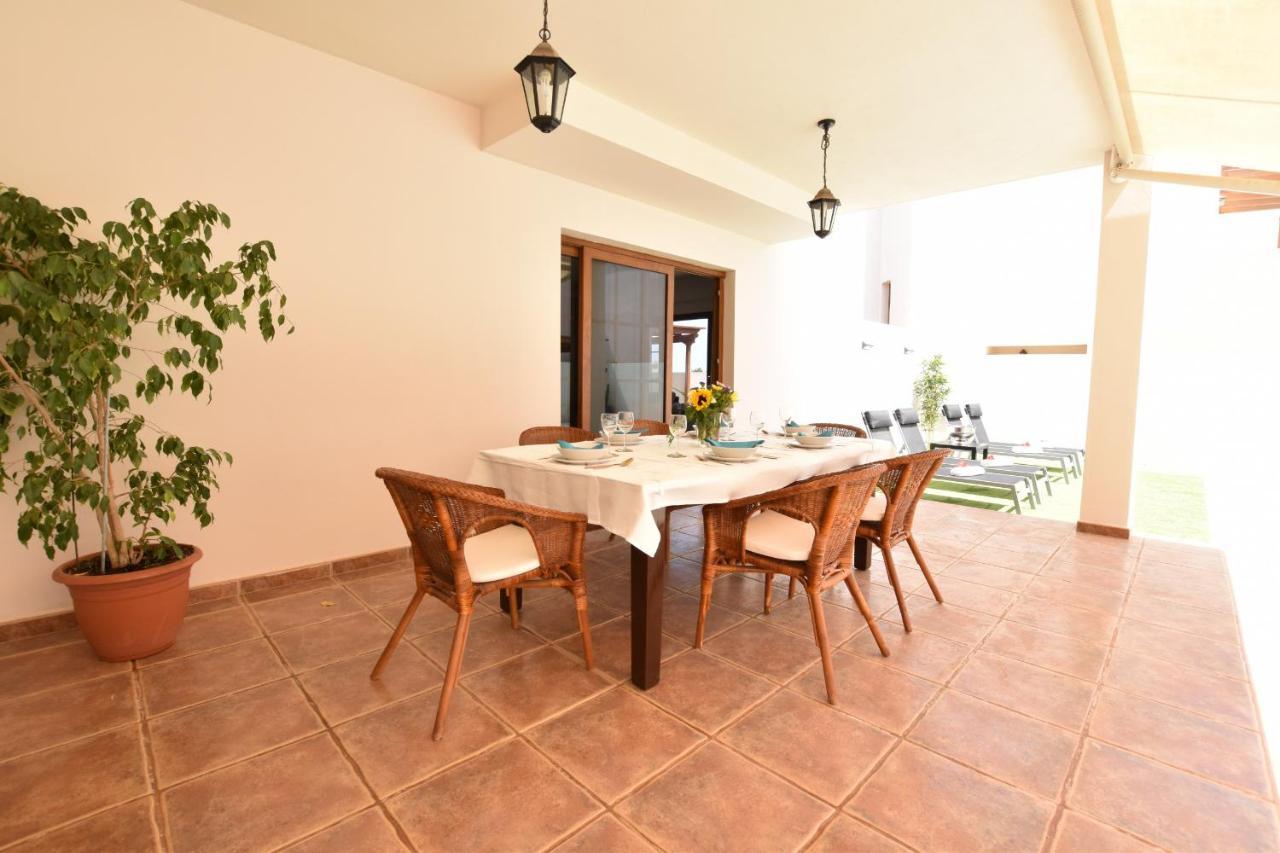Lighthouse Villa - Private Pool - Costa Teguise Bagian luar foto